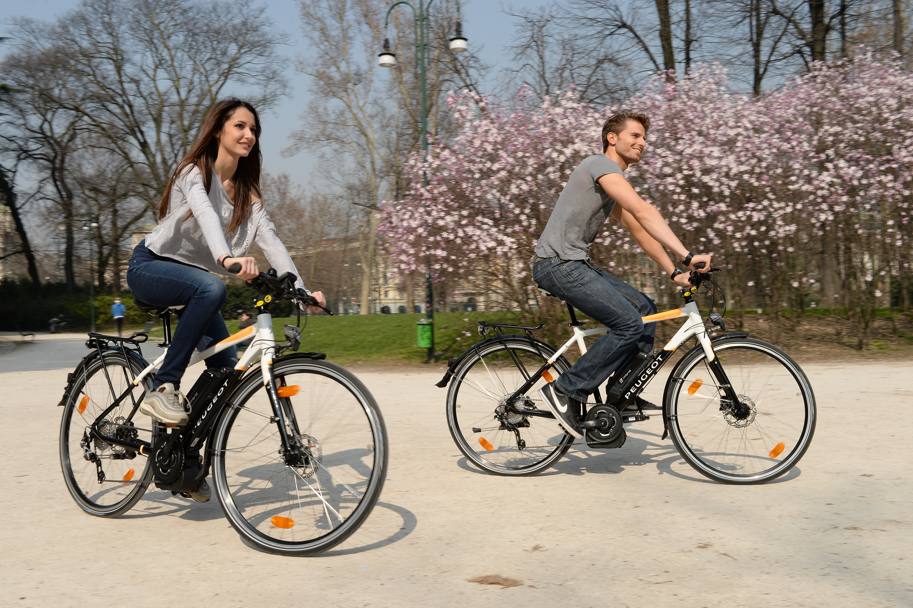 La famiglia di bici a pedalata assistita CE 21 (da uomo) e CE 31 (da donna)